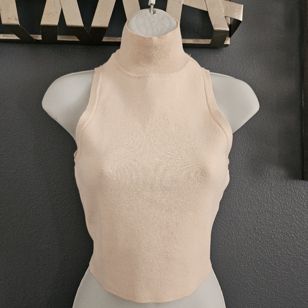 Zara cropped turtleneck size S